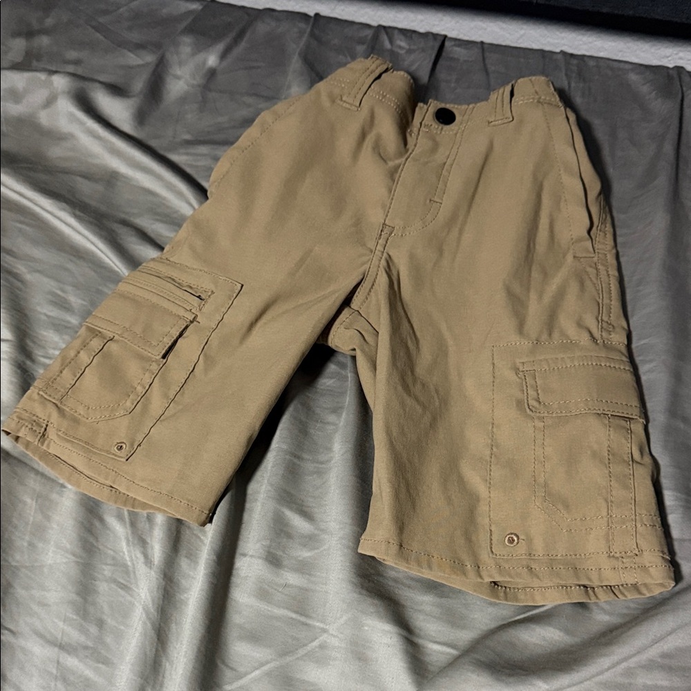 Wrangler Men's Khaki Cargo Shorts
